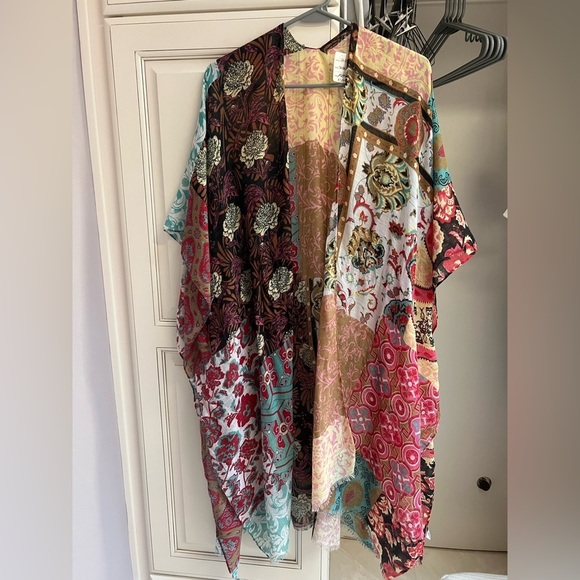 NWT Boutique Kimono Wrap Breezy Lightweight Gauze Boho Women’s One Size (M/L) - Picture 2 of 10